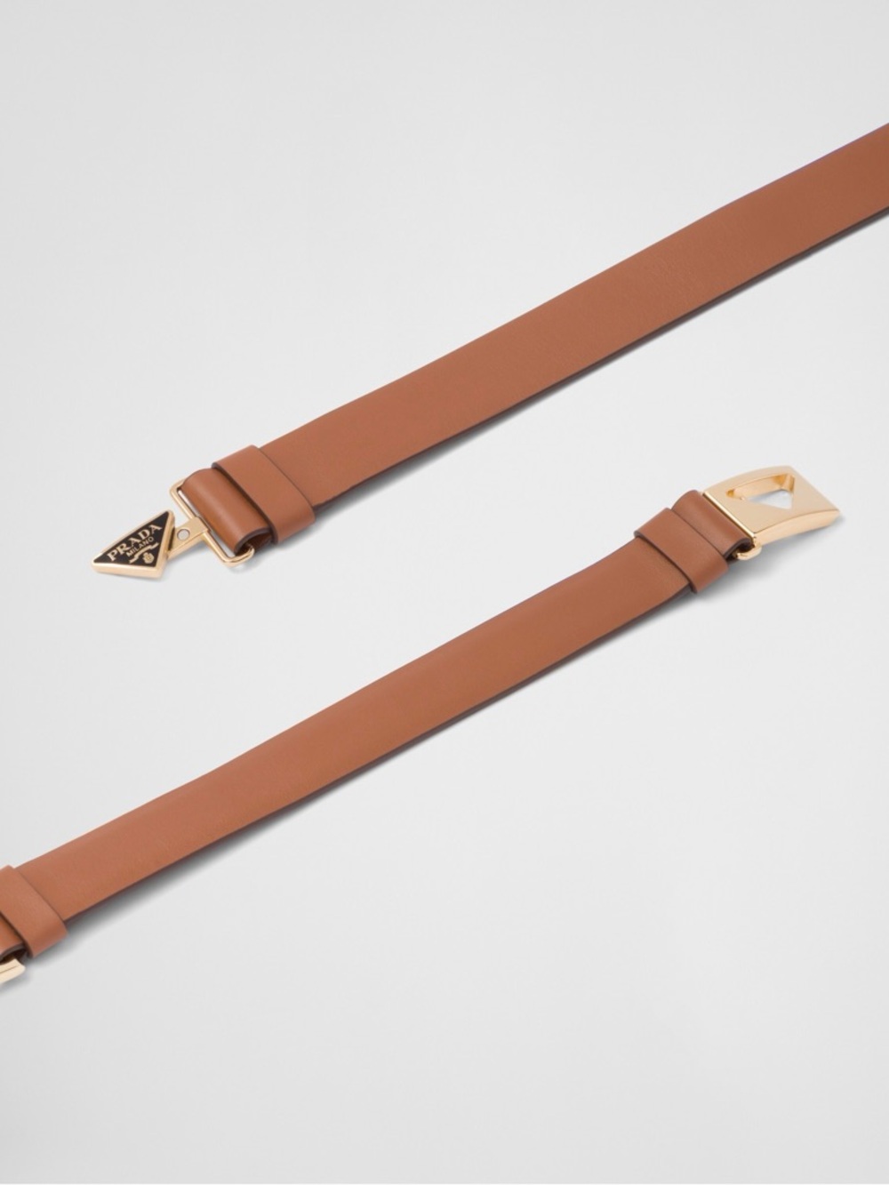 NWT Prada Leather Belt with Enameled Metal Triangle Logo (City Calf) in Cognac - Picture 3 of 14